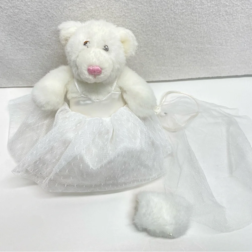 Build-A-Bear White Bride Bear 7inch Plush Teddy in Bridal Wedding Set w/ Veil